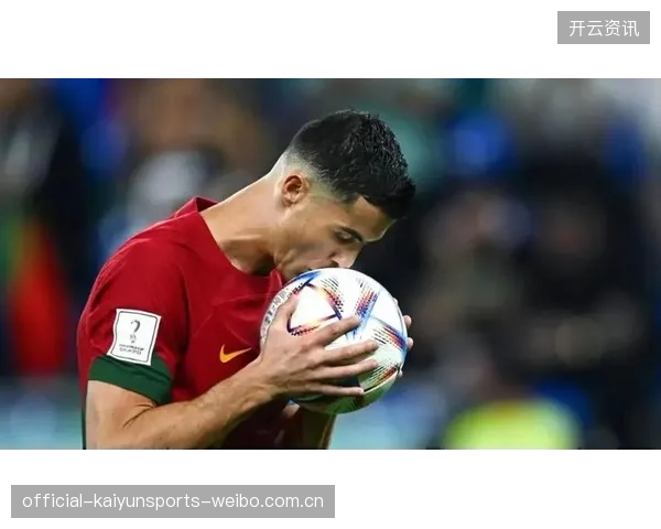 C罗指责对方教练：足球场上的争议与背后的真相